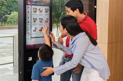 oss meaning in jollibee|Jollibee is leveling up the customer experience by rolling  .